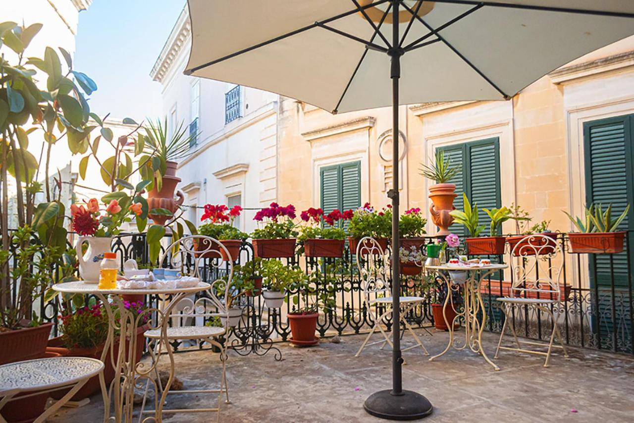 Antica Dimora Dei Nonni Bed & Breakfast Lecce Exterior photo