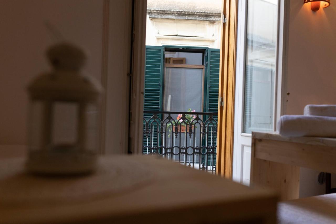 Antica Dimora Dei Nonni Bed & Breakfast Lecce Exterior photo
