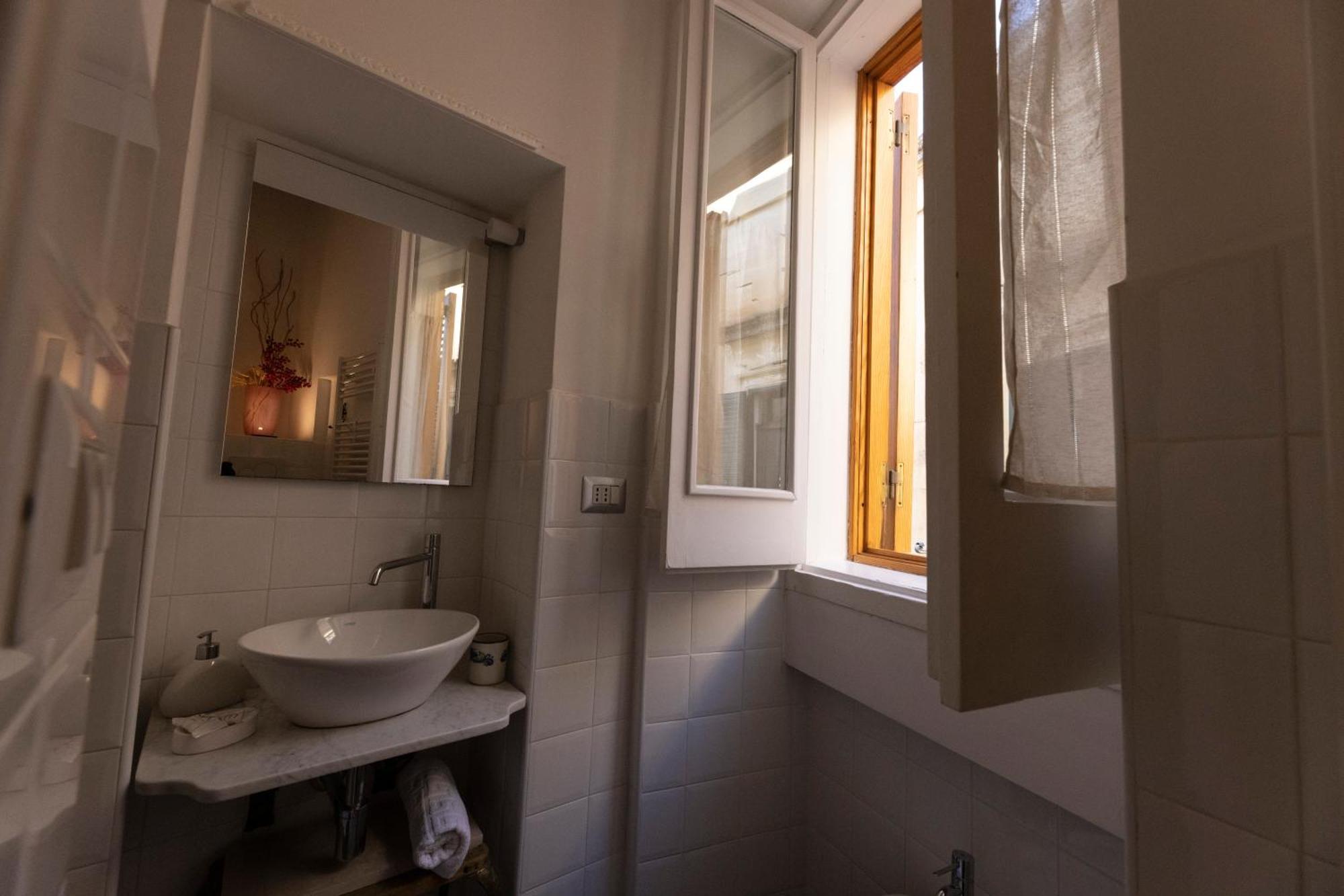 Antica Dimora Dei Nonni Bed & Breakfast Lecce Exterior photo