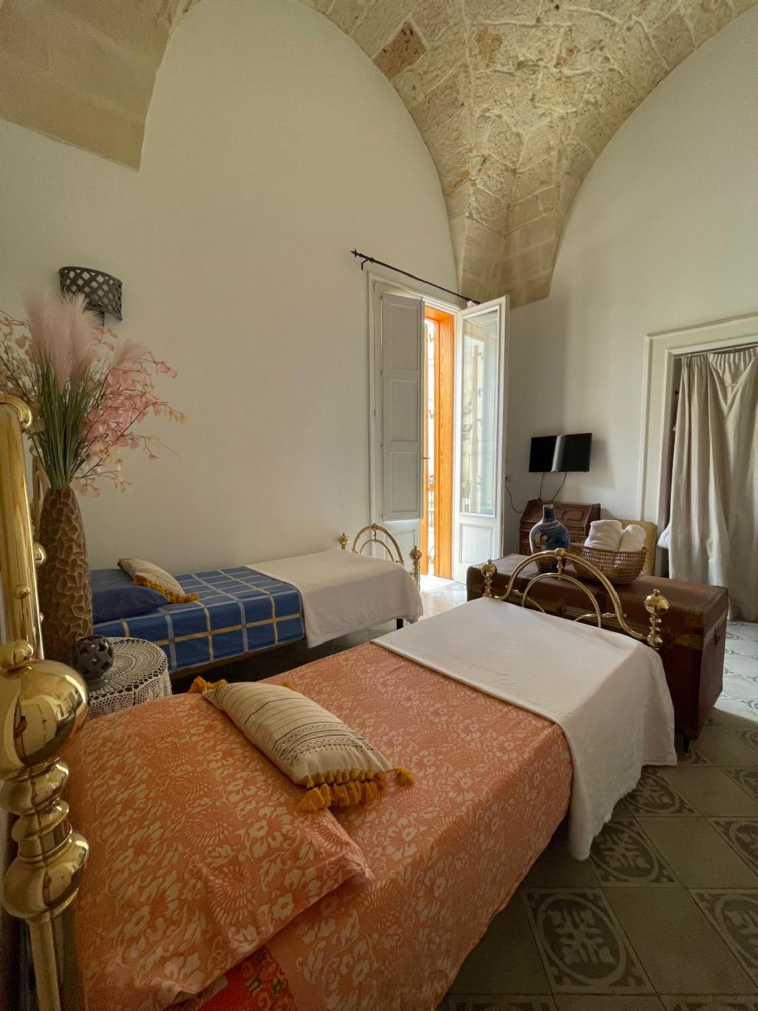 Antica Dimora Dei Nonni Bed & Breakfast Lecce Exterior photo